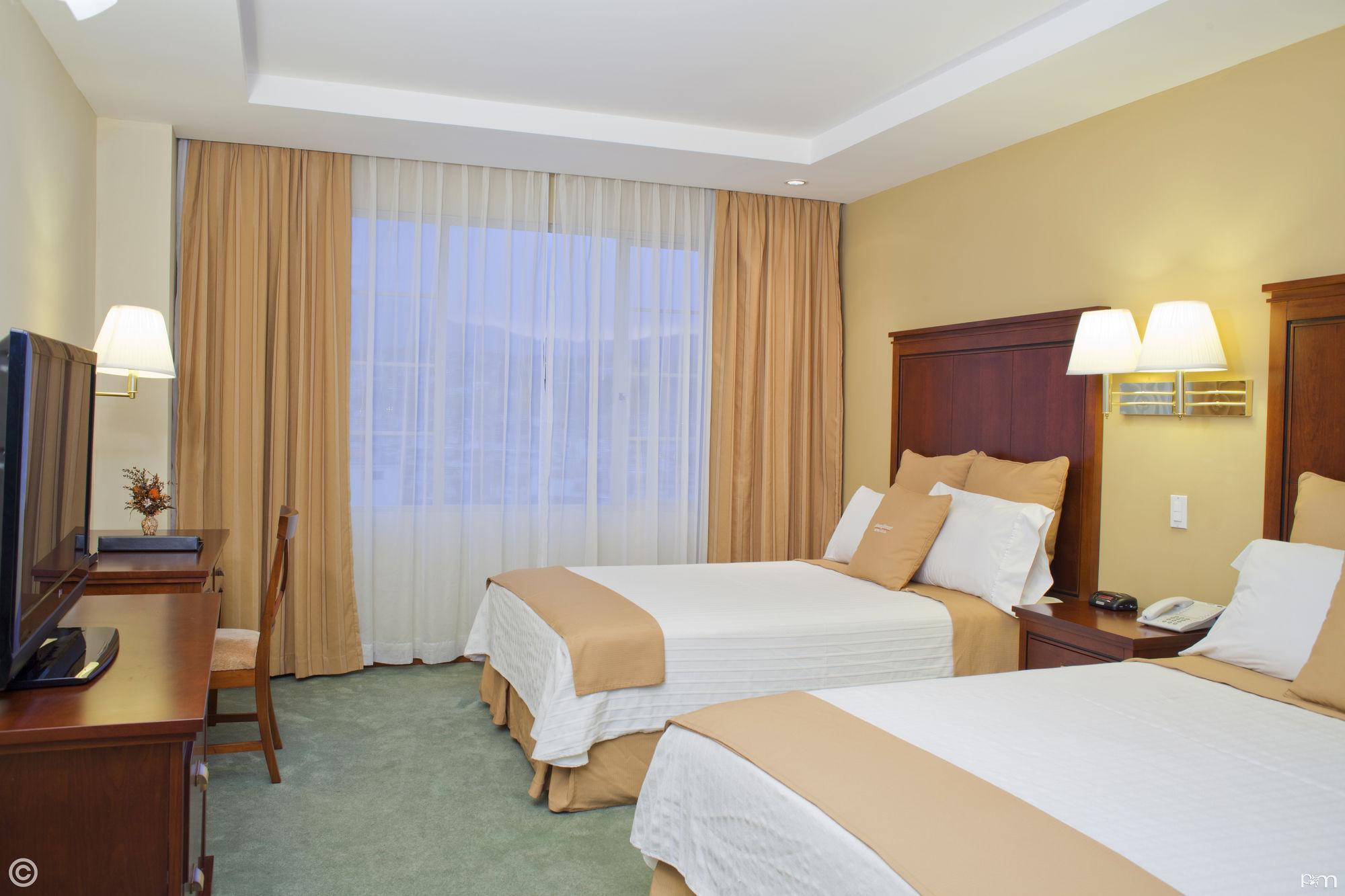 Sonesta Hotel Loja Bagian luar foto