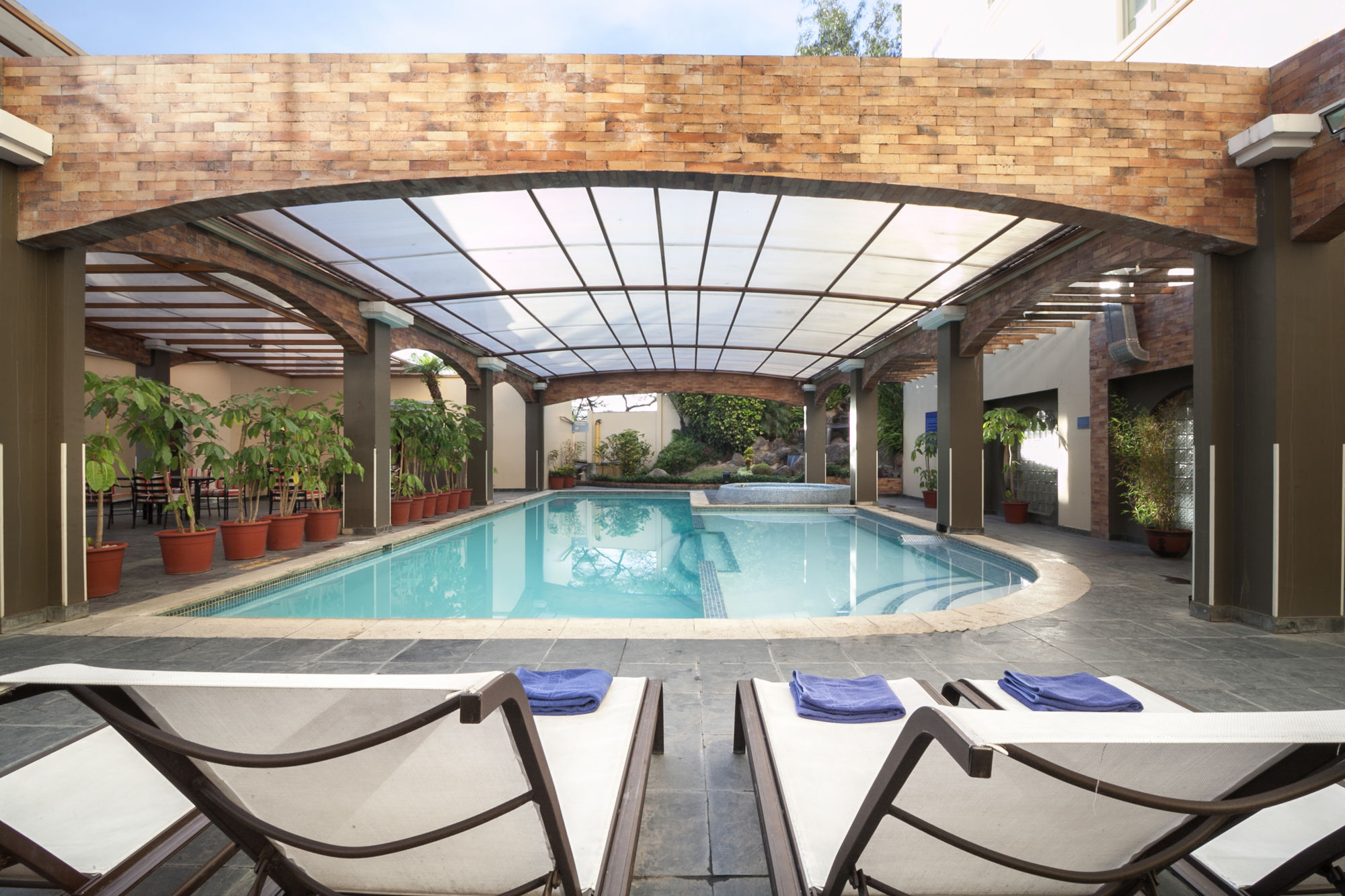 Sonesta Hotel Loja Bagian luar foto